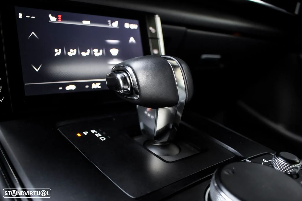 Mazda MX-30 e-SKYACTIV Excellence - 24