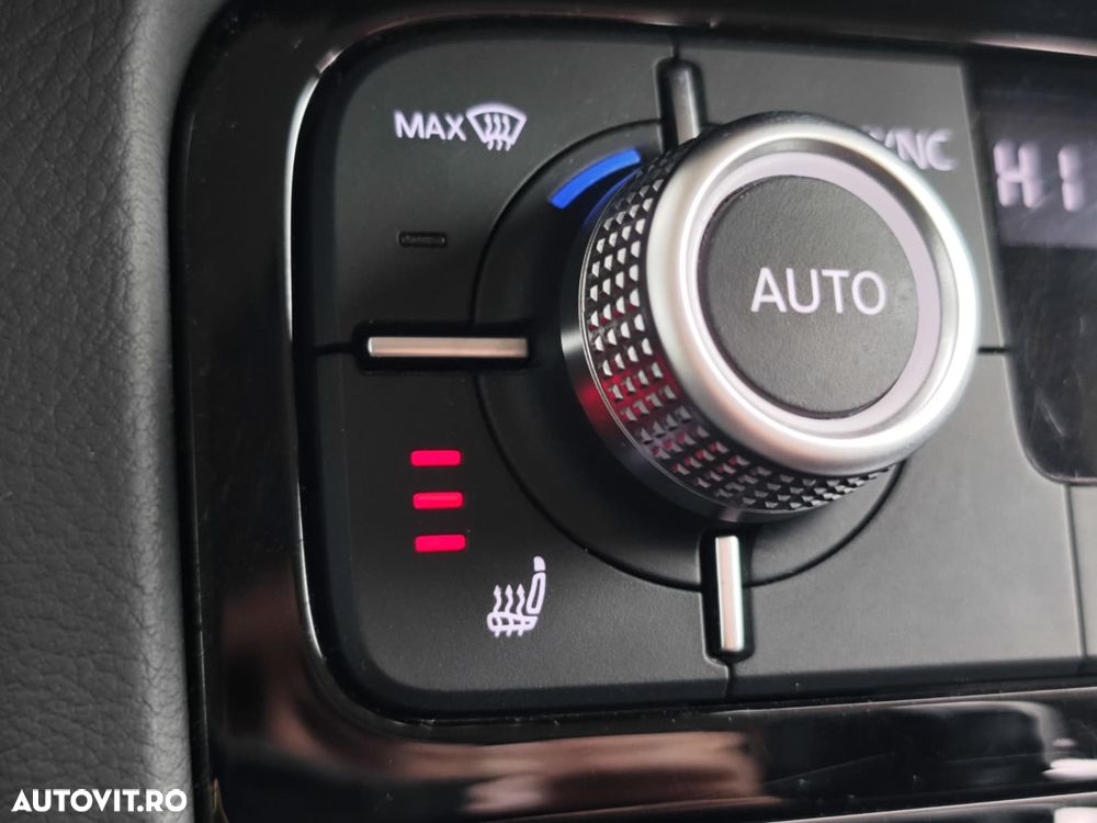 Volkswagen Touareg 3.0 V6 TDI BMT - 19