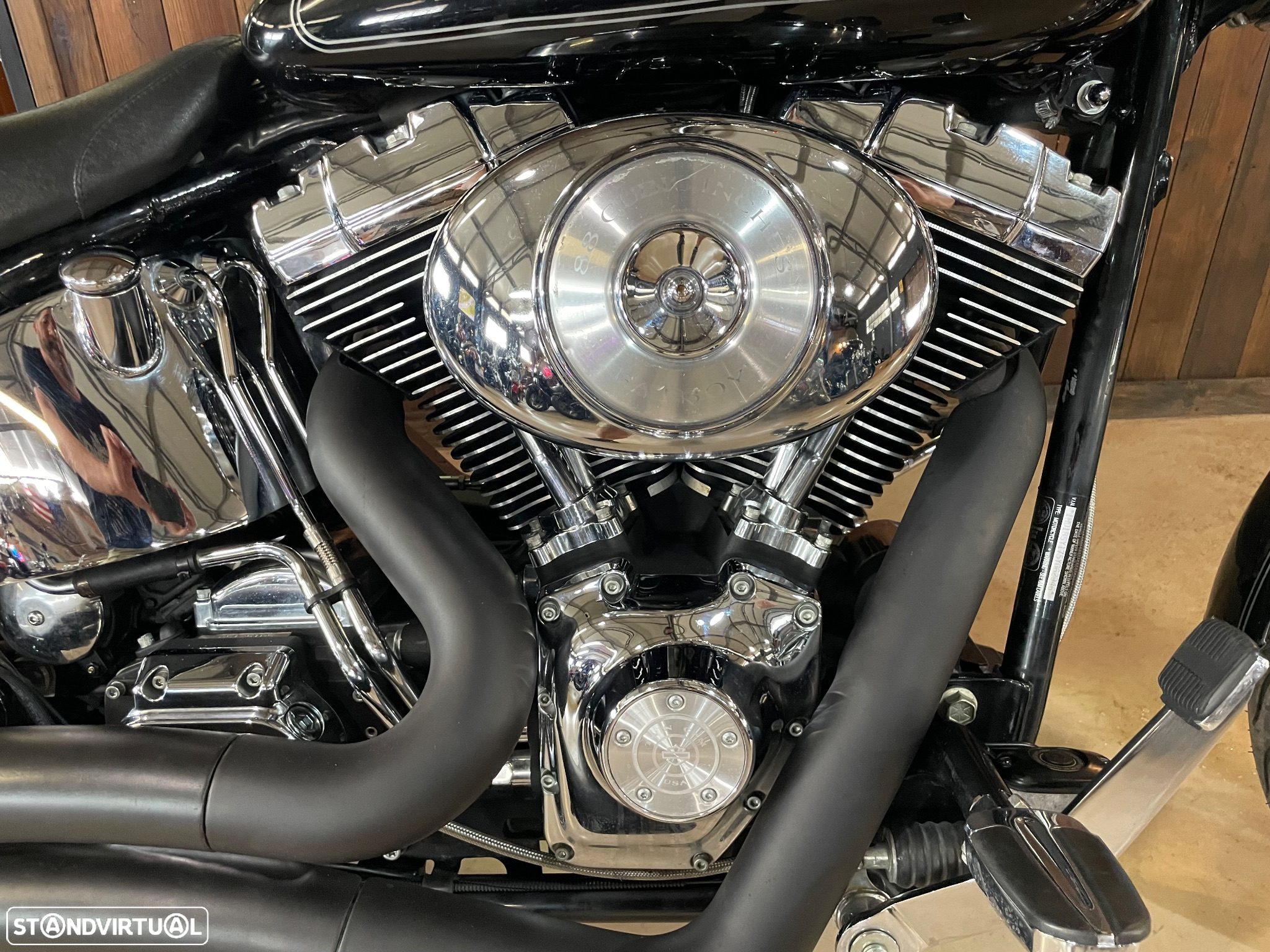 Harley-Davidson FXSTD Softail Deuce - 14