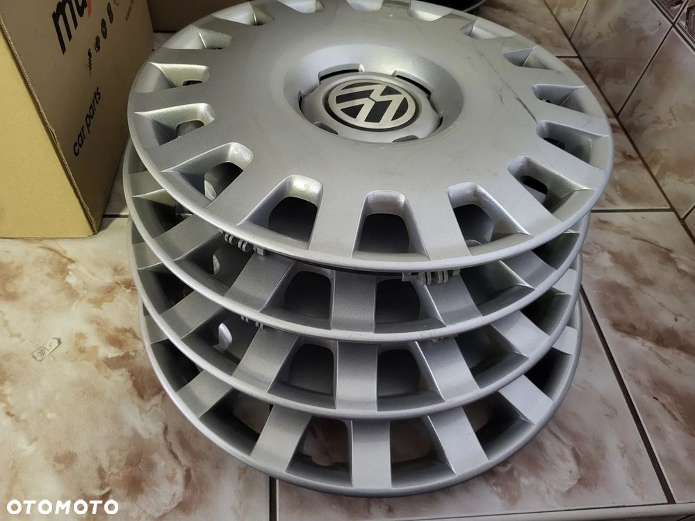 Kołpak VW Golf IV SREBRNY R16(KOMPLET 4SZ)T - 2