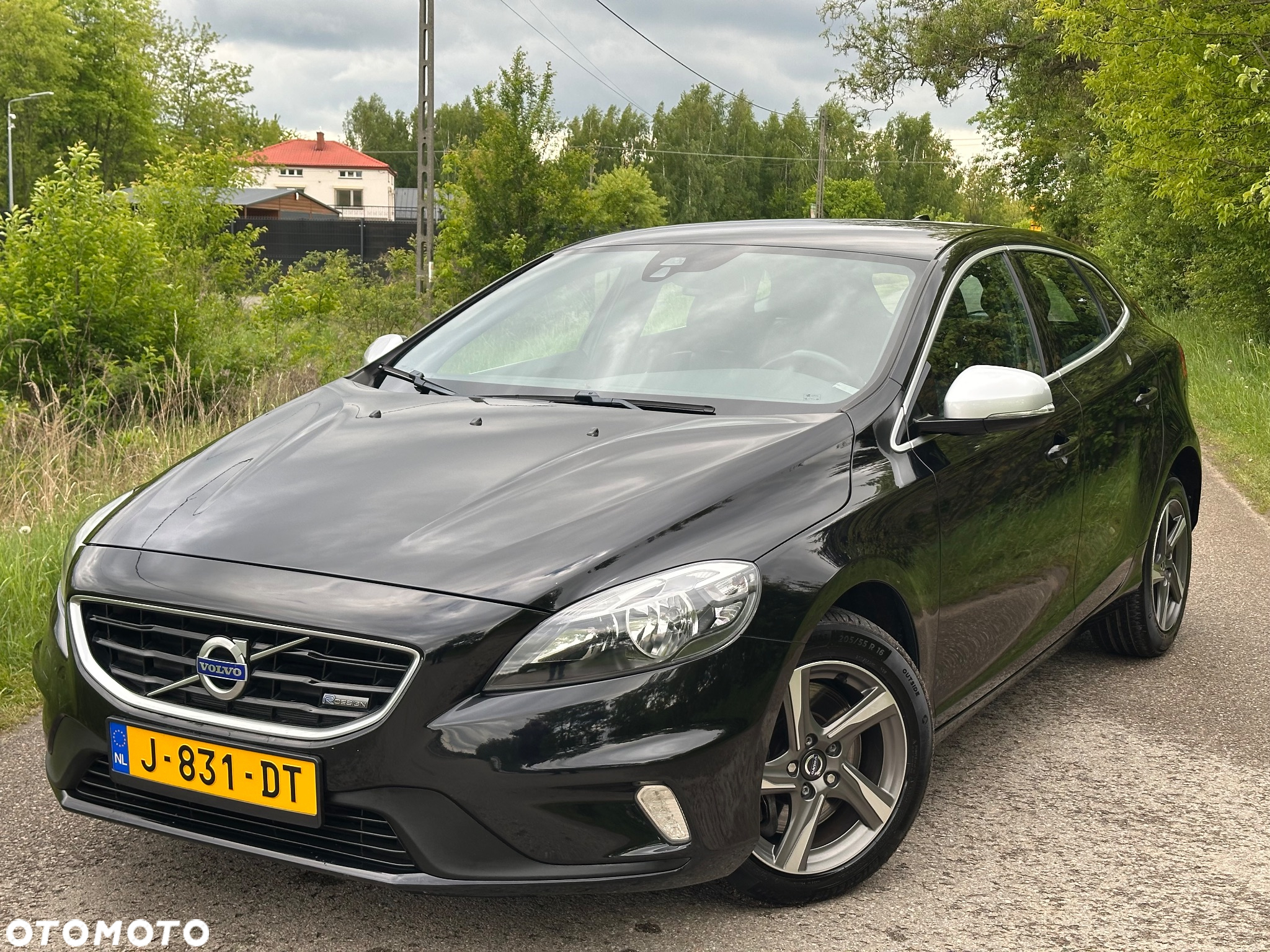 Volvo V40 D4 Drive-E R-Design Momentum - 2
