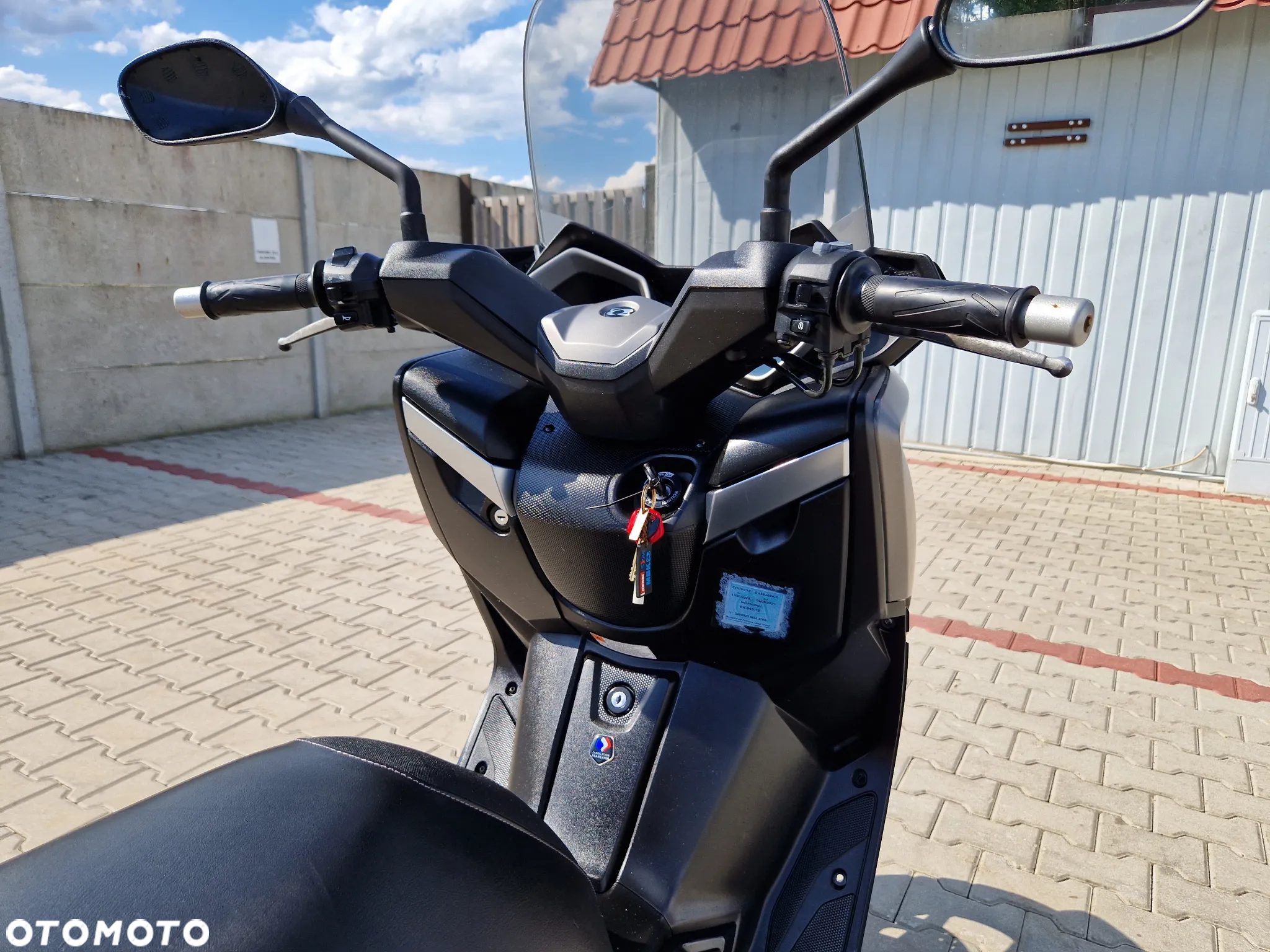 Yamaha X-max - 33