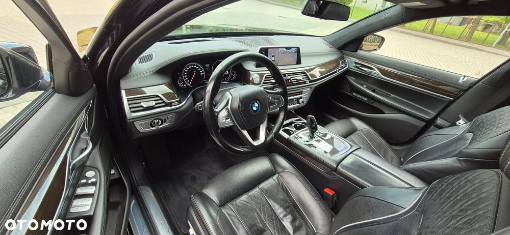 BMW Seria 7 730d xDrive - 27
