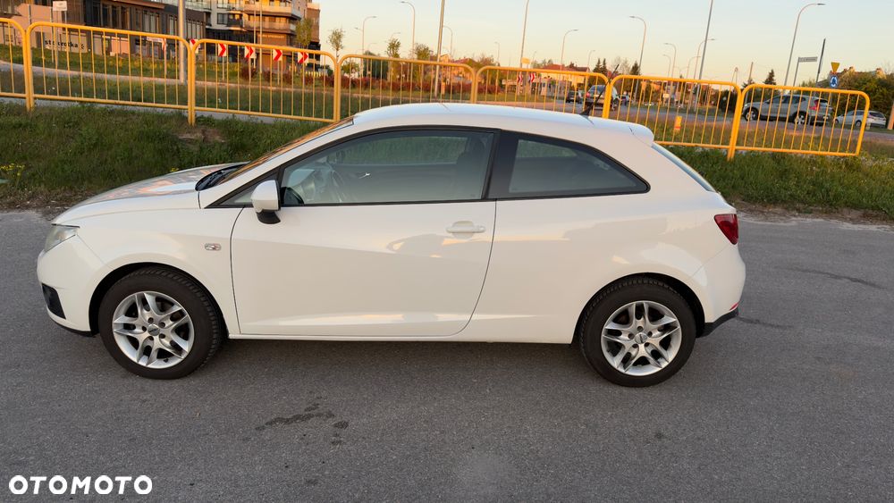 Seat Ibiza SC 1.4 16V Style - 3
