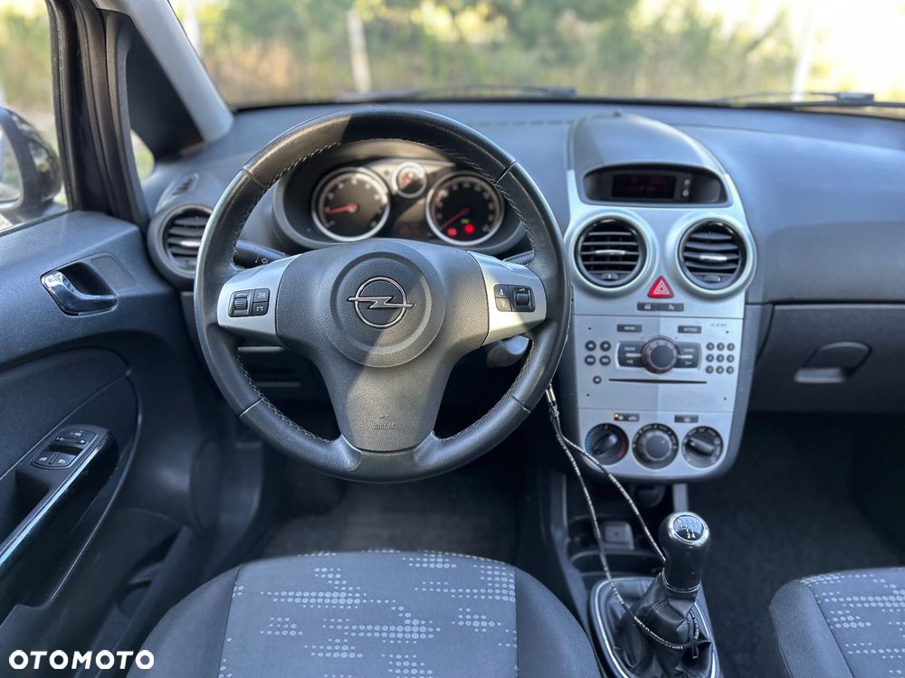 Opel Corsa 1.4 16V - 26