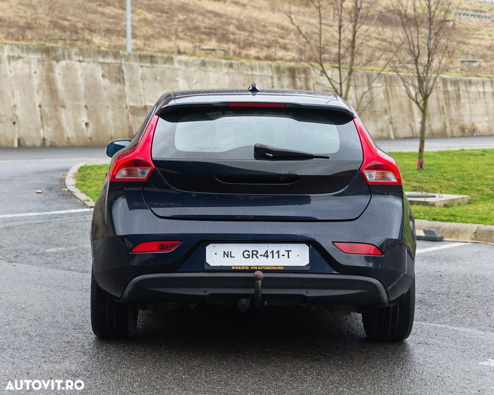 Volvo V40 D2 Kinetic - 11