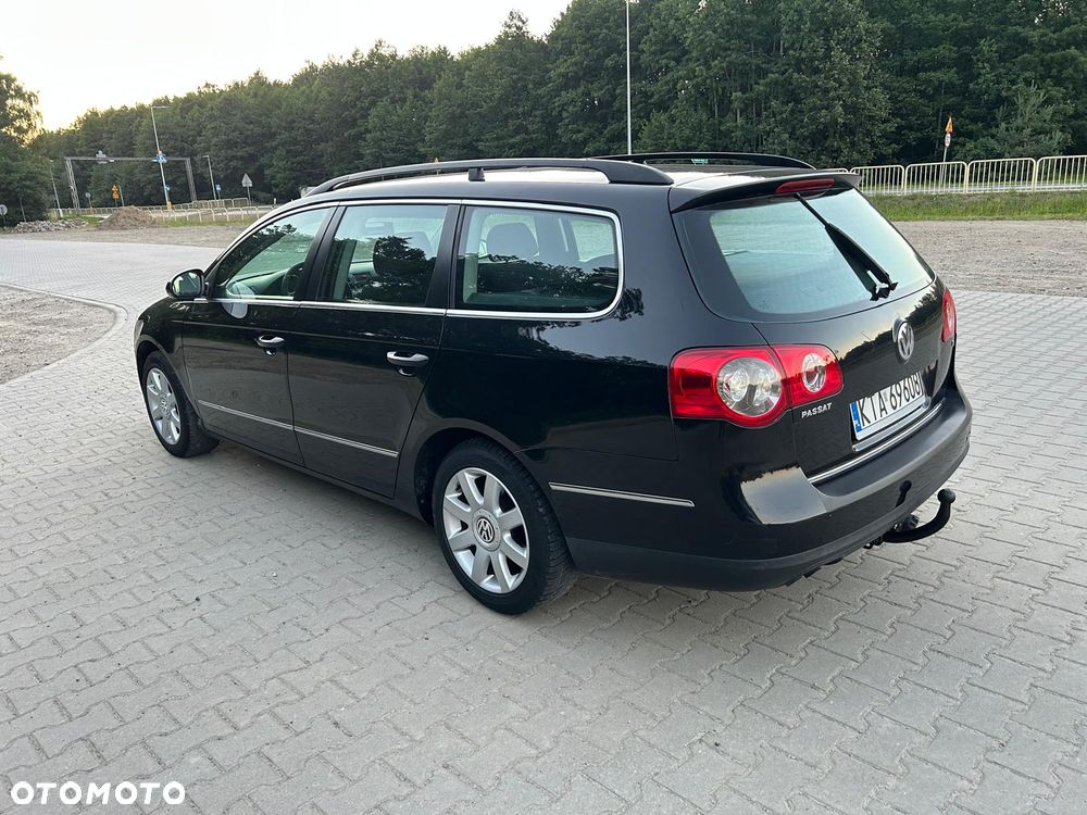 Volkswagen Passat 1.9 TDI Trendline - 4