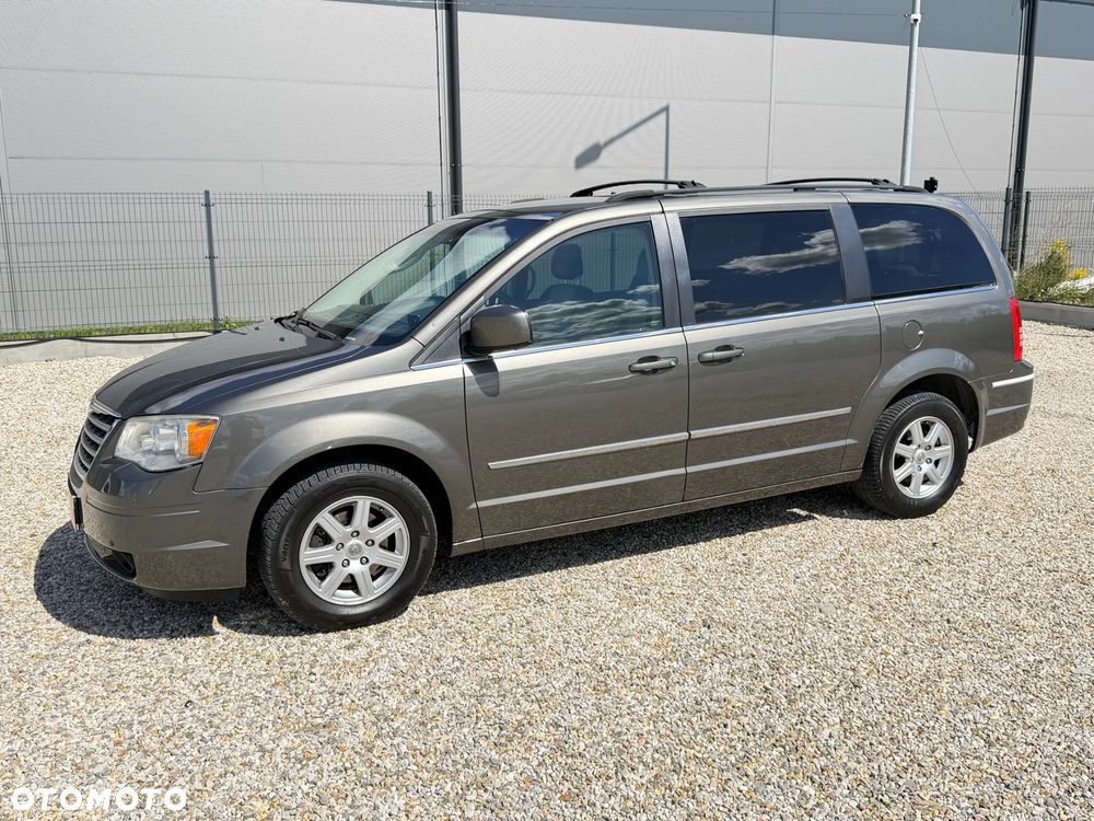 Chrysler Town & Country 4.0 Limited - 1