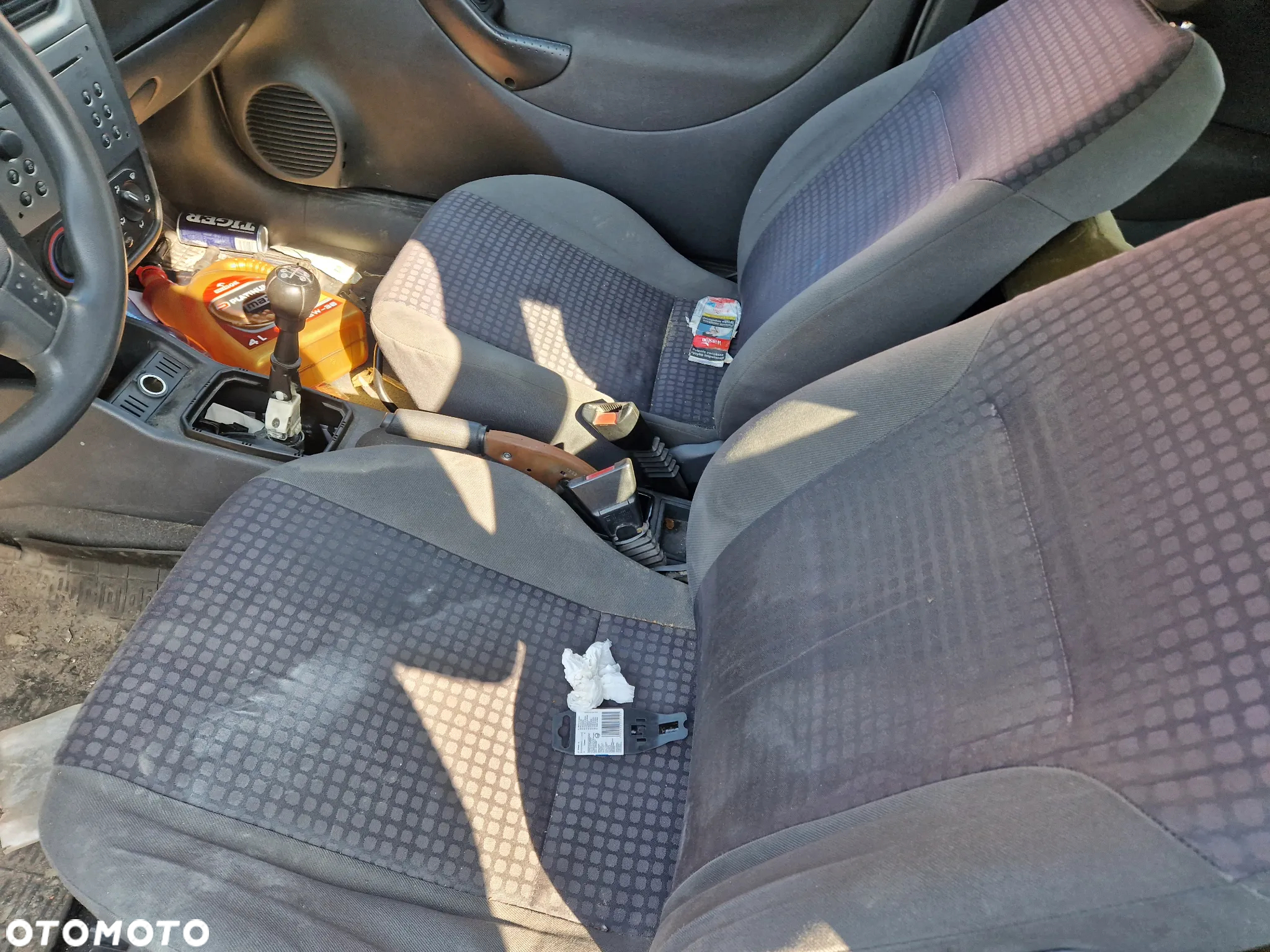 opel corsa c fotel kanapa deska kokpit podsufitka boczek podłokietnik licznik panel szyb stacyjka - 4