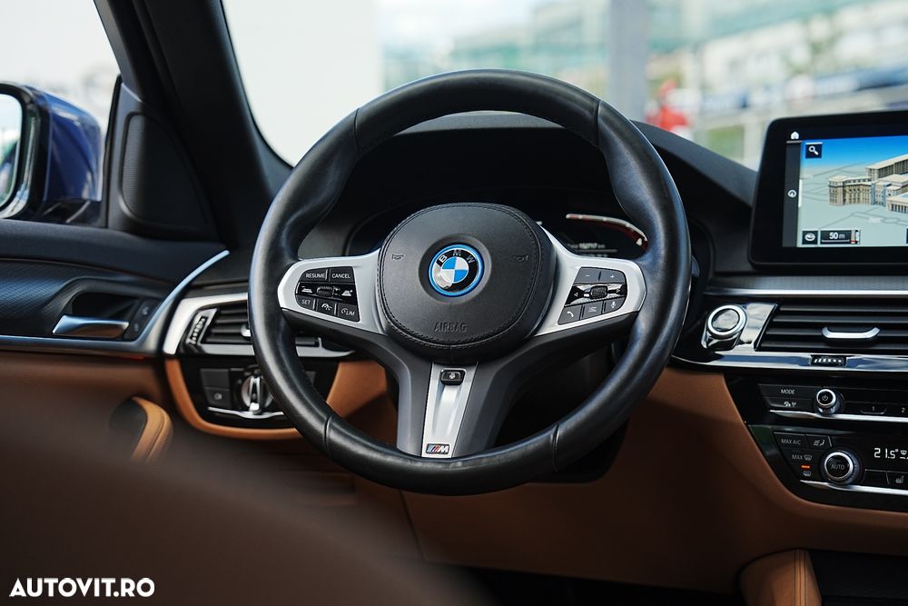 BMW Seria 5 530e Aut. M Sport Edition - 12