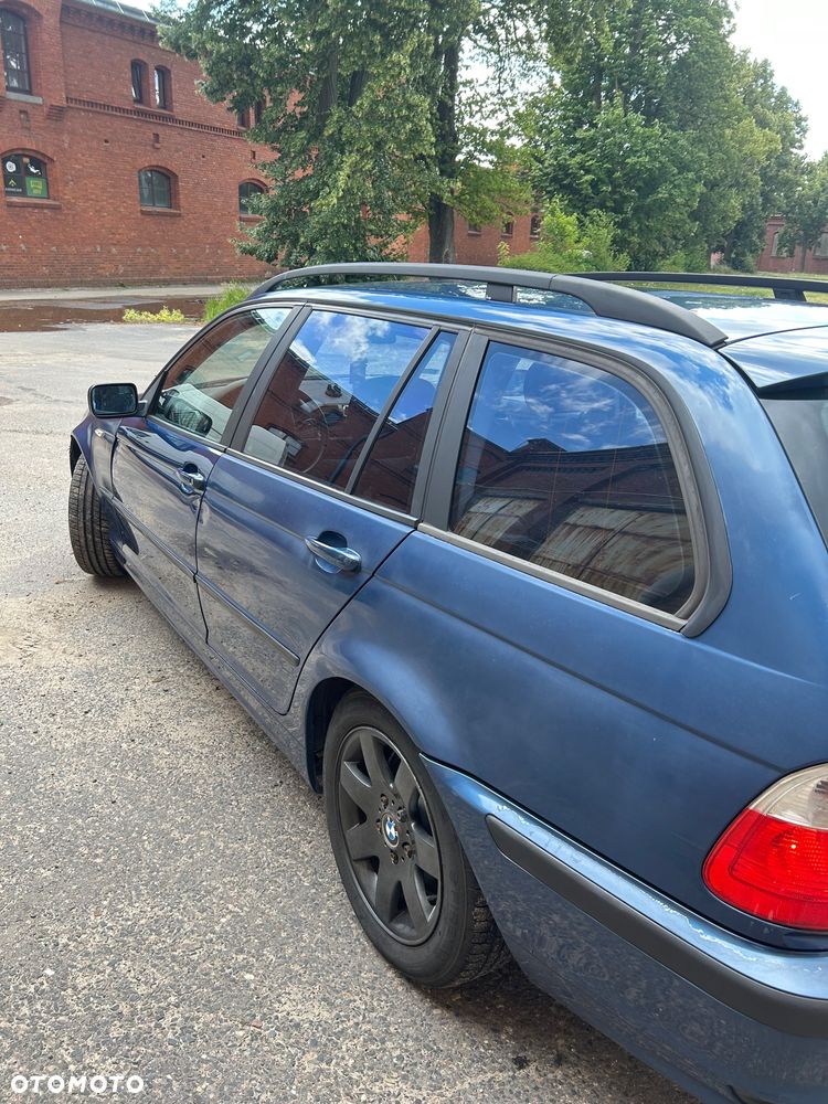 BMW Seria 3 318i - 8