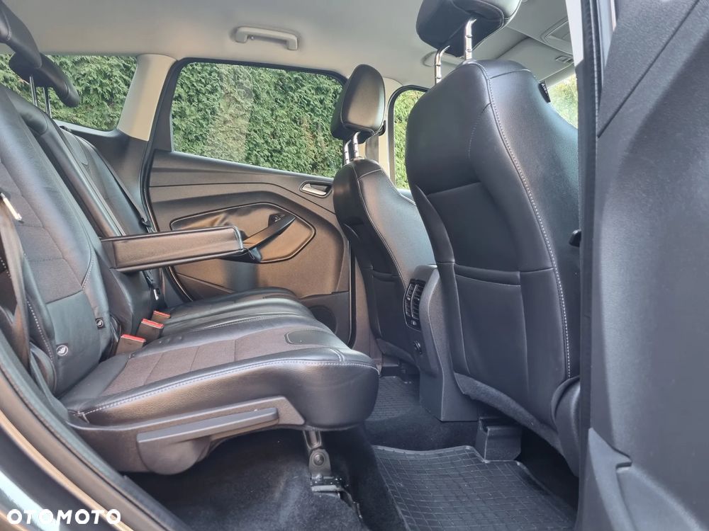 Ford Kuga 2.0 TDCi 4x4 Titanium - 20