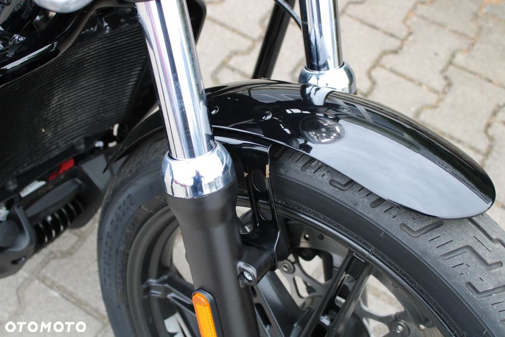 Harley-Davidson Sportster Nightster 975 - 16