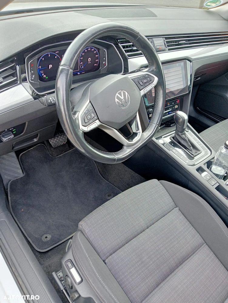 Volkswagen Passat 2.0 TDI SCR DSG Business - 6