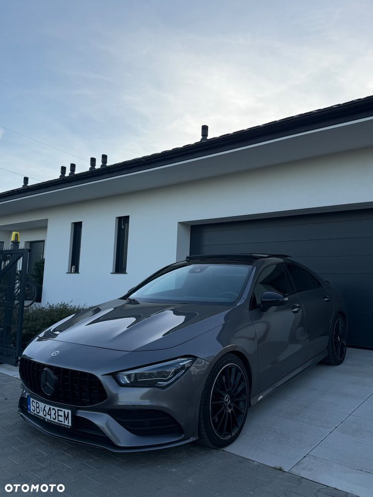 Mercedes-Benz CLA 220 AMG Line 7G-DCT - 1