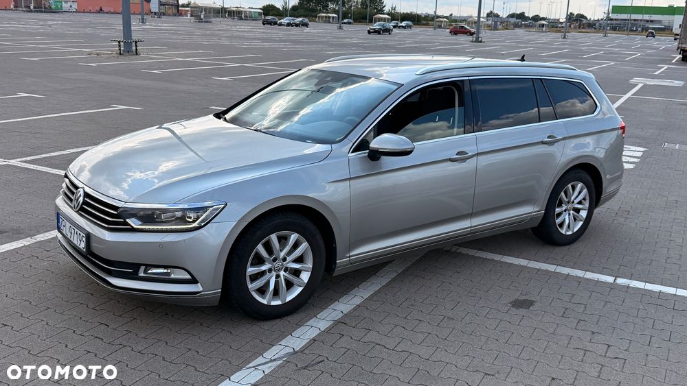 Volkswagen Passat 2.0 TDI BMT Comfortline DSG - 2