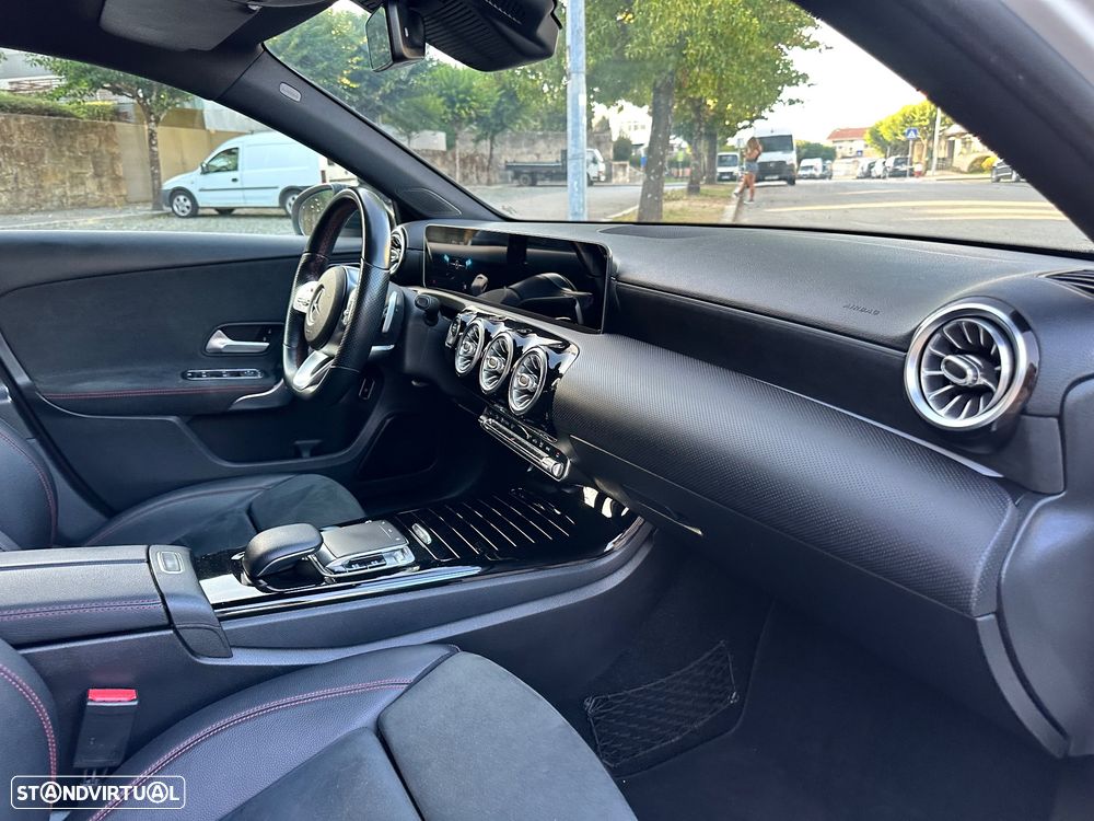 Mercedes-Benz A 180 Limousine d 7G-DCT AMG Line - 52
