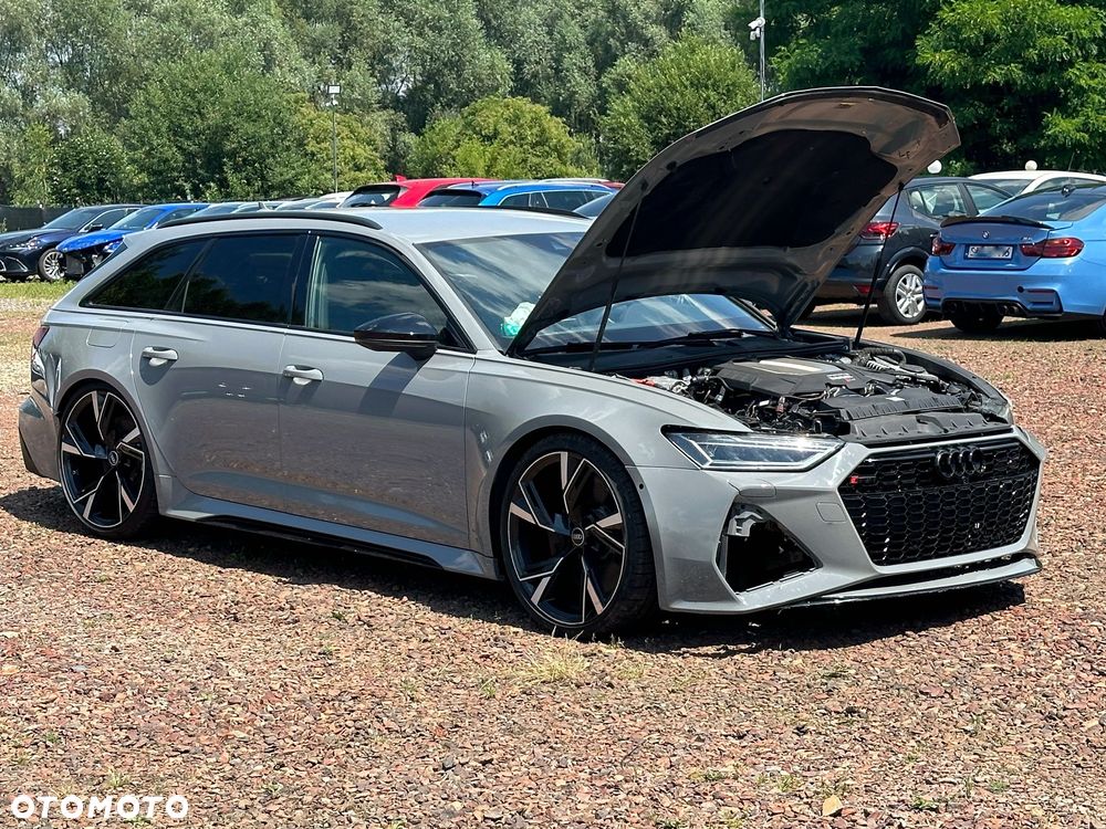 Audi RS6 Avant - 4