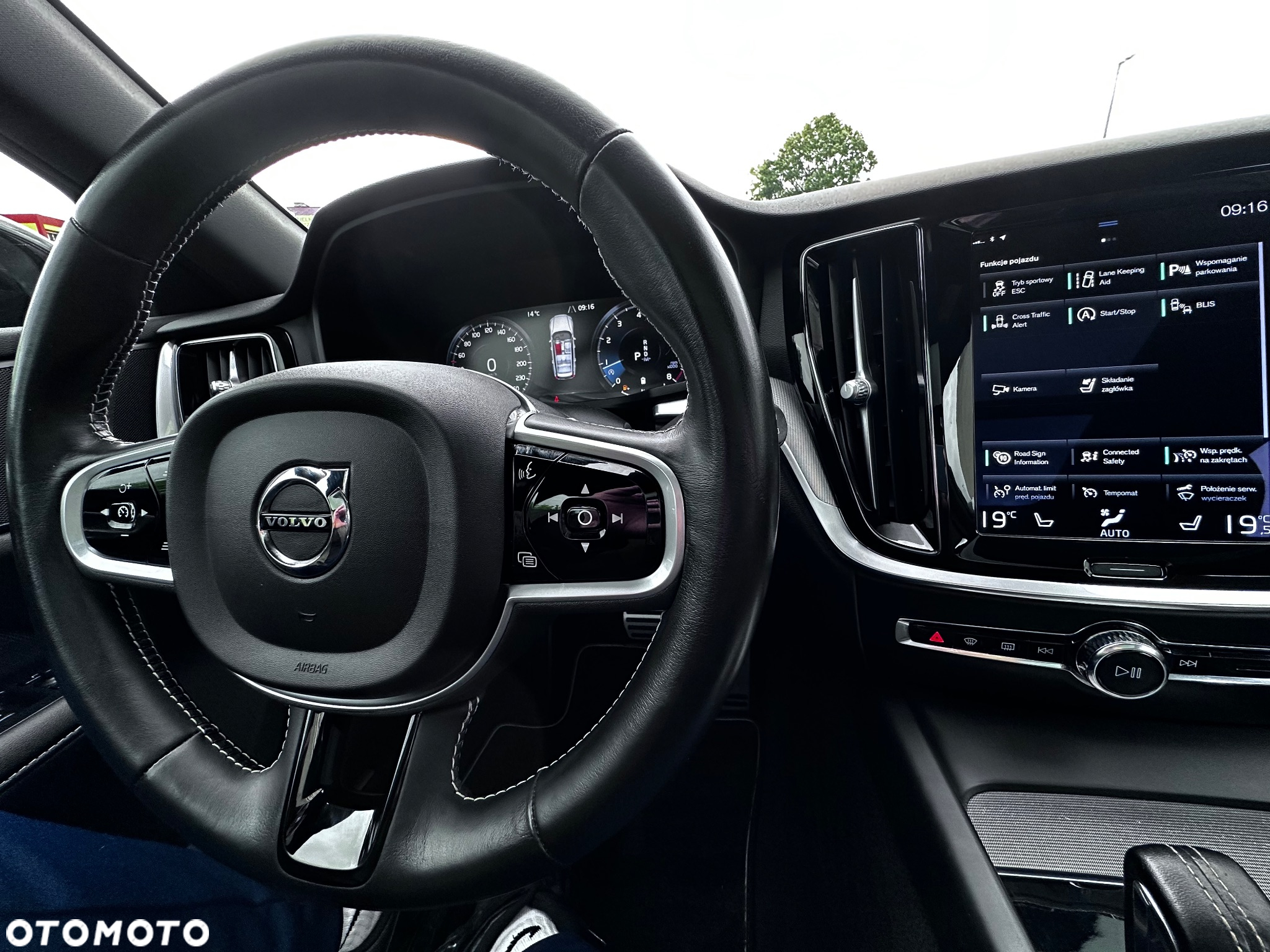Volvo V60 B4 B Geartronic RDesign - 13