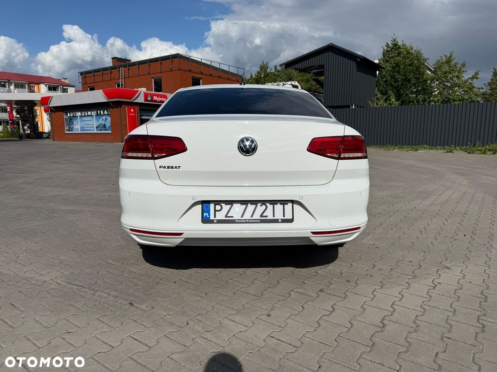 Volkswagen Passat - 6