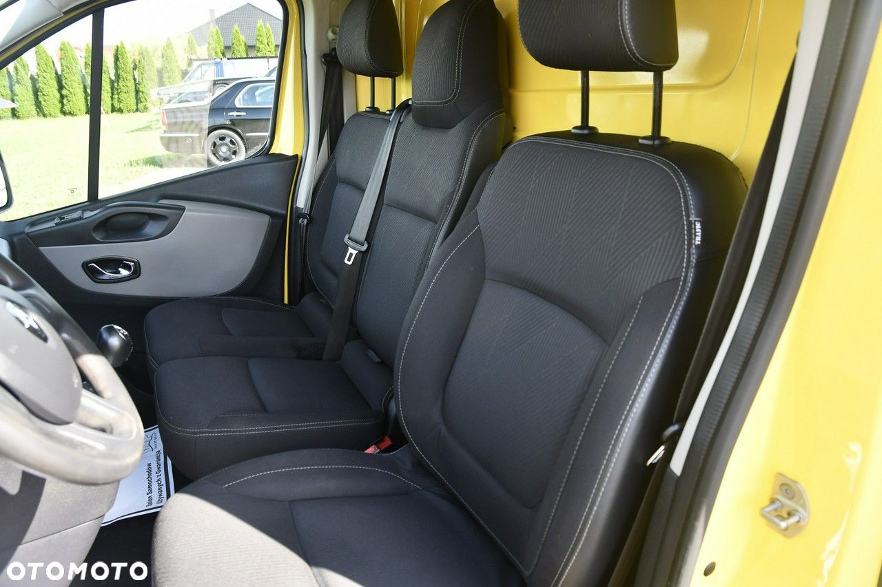 Renault Trafic - 15