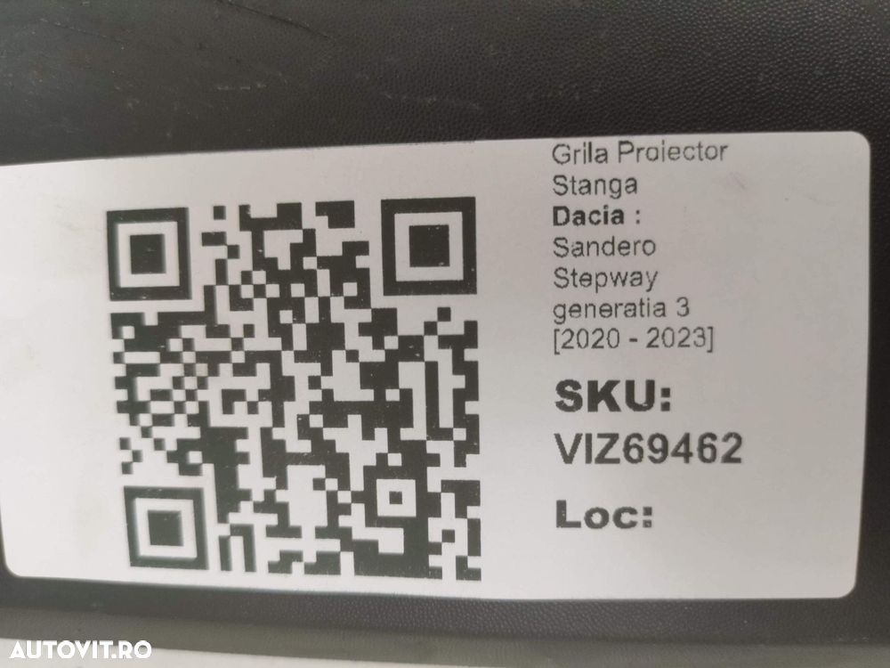 Grila Proiector Stanga Dacia  Sandero Stepway generatia 3 2020 2021 20 - 4