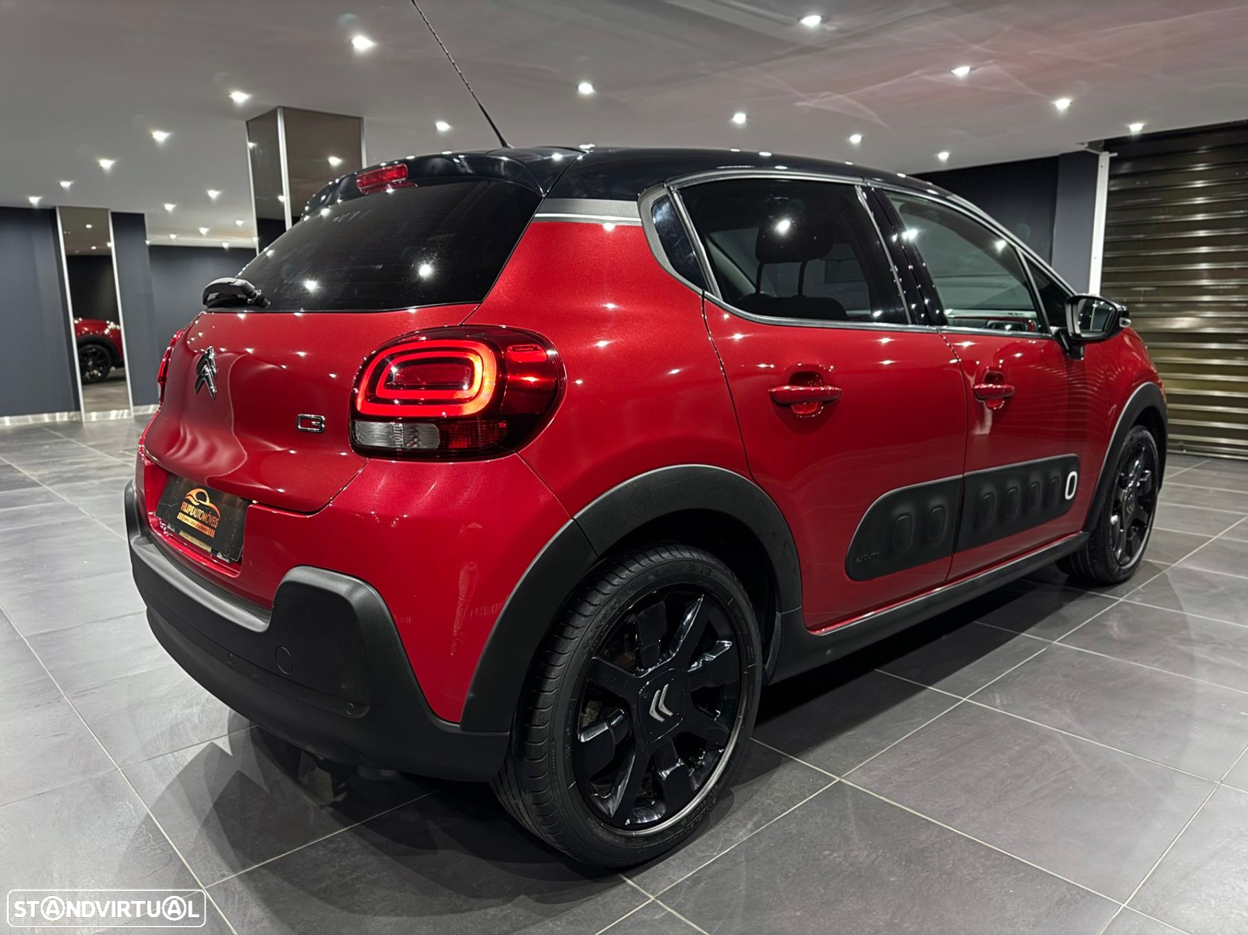 Citroën C3 1.2 PureTech Shine - 8