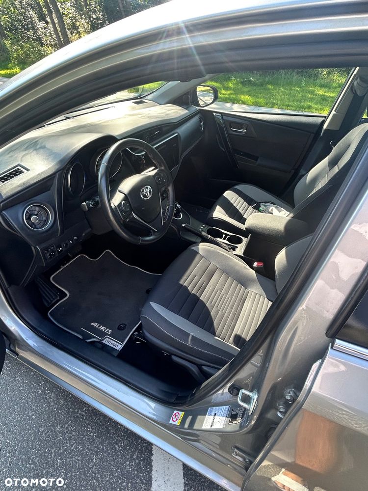 Toyota Auris Hybrid 135 Premium - 19