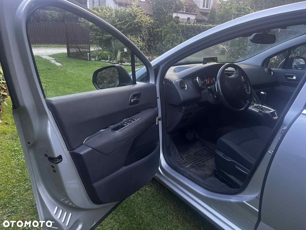 Peugeot 5008 - 14