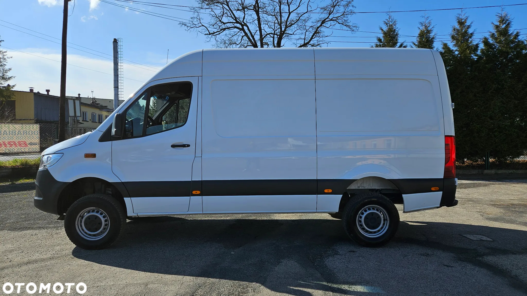 Mercedes-Benz Sprinter 4x4 rok 2020 przebieg 73800km silnik 3.0 moc 190ps klimatronik - 13