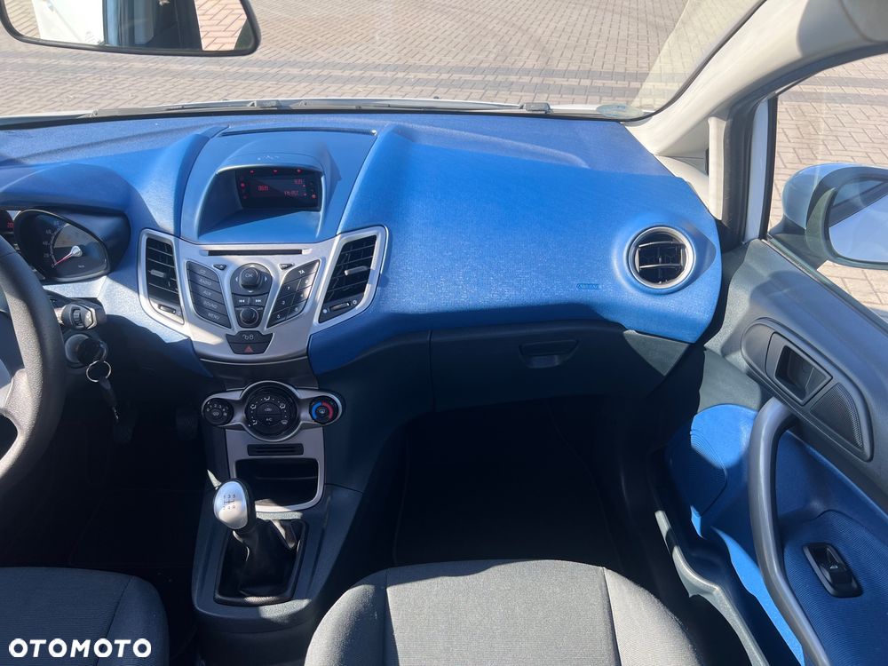 Ford Fiesta 1.4 Champions Edition - 22