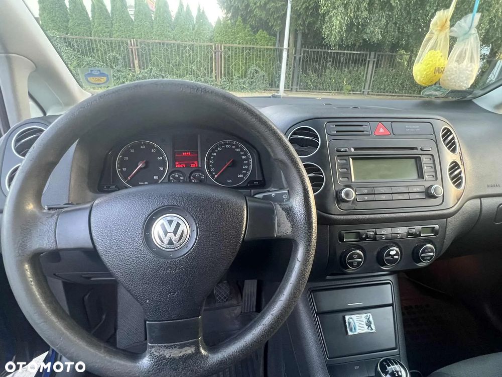 Volkswagen Golf - 4