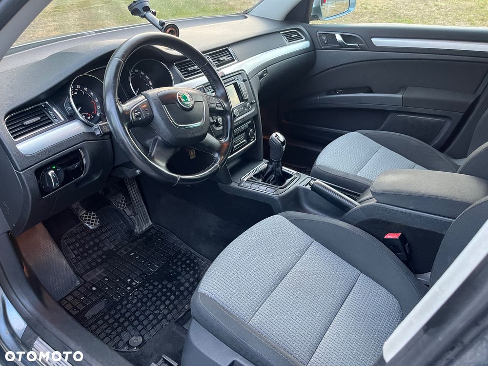 Skoda Superb 1.6 TDI Ambition - 19