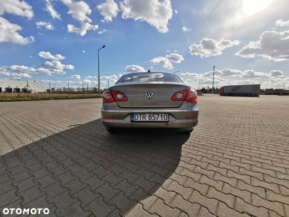 Volkswagen Passat CC 2.0 TDI DPF DSG - 6