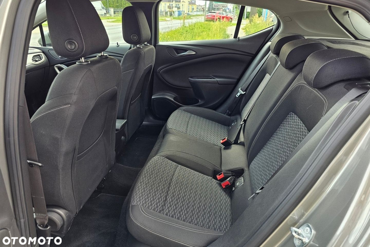 Opel Astra - 16