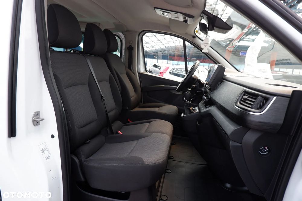 Renault Trafic 2.0 dCi EDC - 10