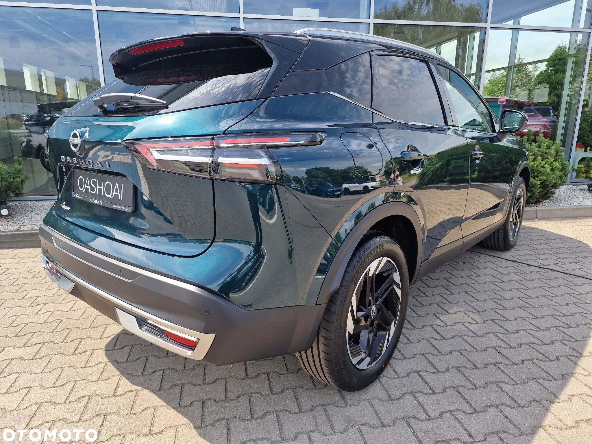 Nissan Qashqai 1.3 DIG-T mHEV N-Connecta Xtronic - 4