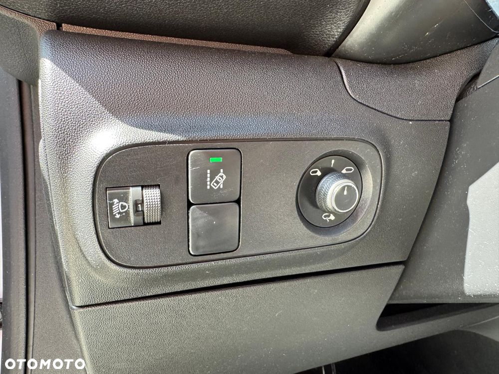 Citroën C3 Pure Tech 110 S&S EAT6 ELLE - 27