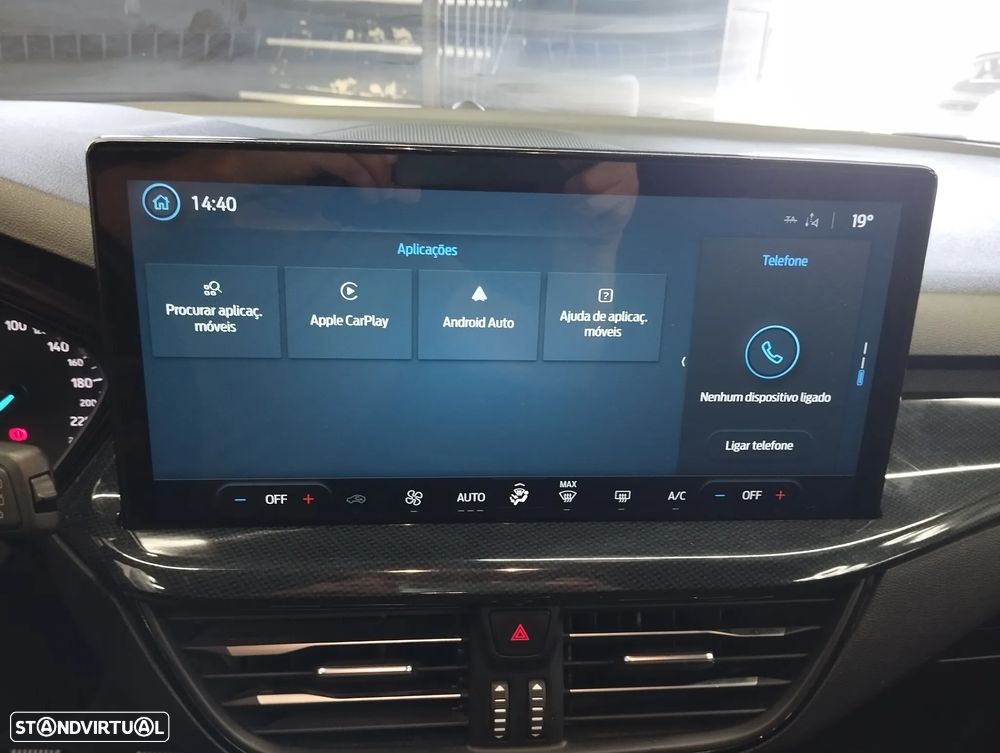 Ford Focus 1.0 EcoBoost ST-Line - 26