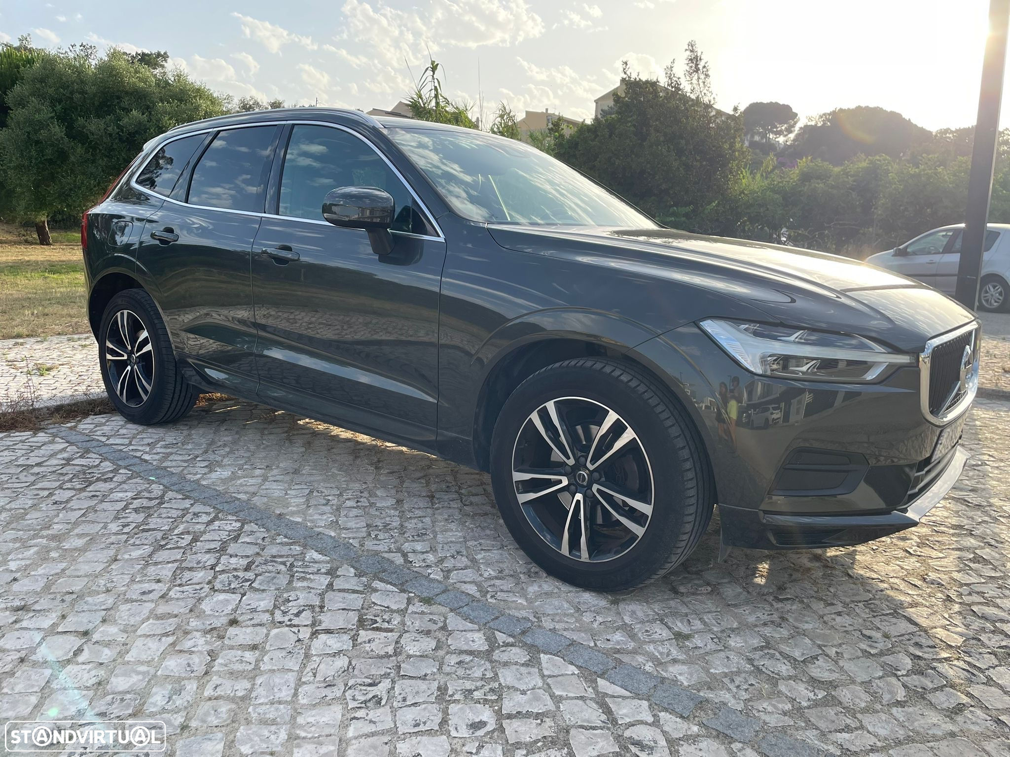 Volvo XC 60 2.0 D4 Momentum Geartronic - 7