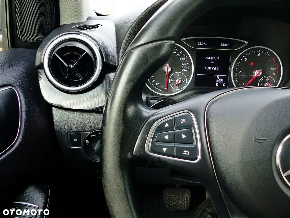 Mercedes-Benz Klasa B 180 (CDI) d 7G-DCT Style - 30