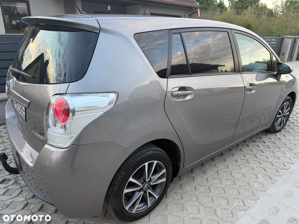 Toyota Verso 1.6 D-4D 5-Sitzer Start/Stop Life - 15