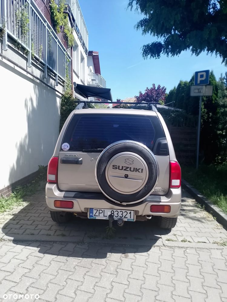 Suzuki Grand Vitara 2.0 - 6