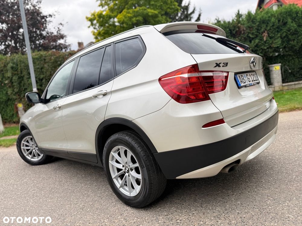 BMW X3 xDrive20d - 17