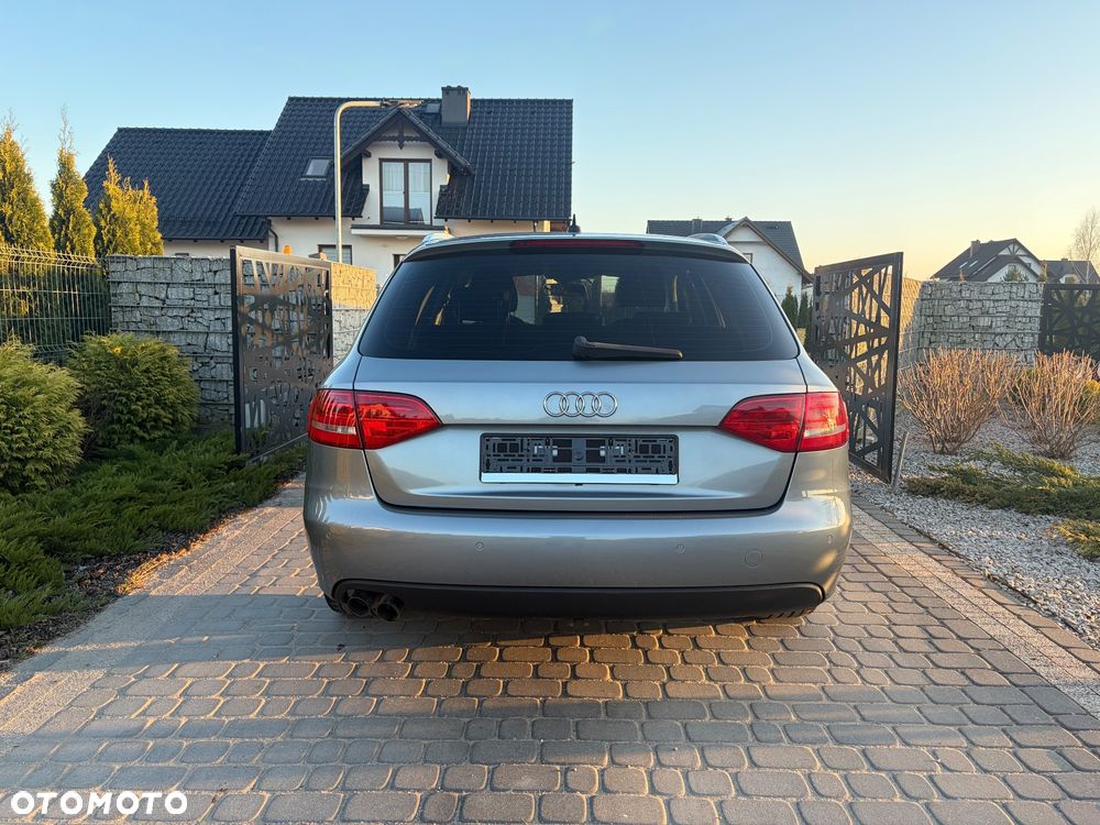 Audi A4 Avant 2.0 TDI DPF Ambiente - 7