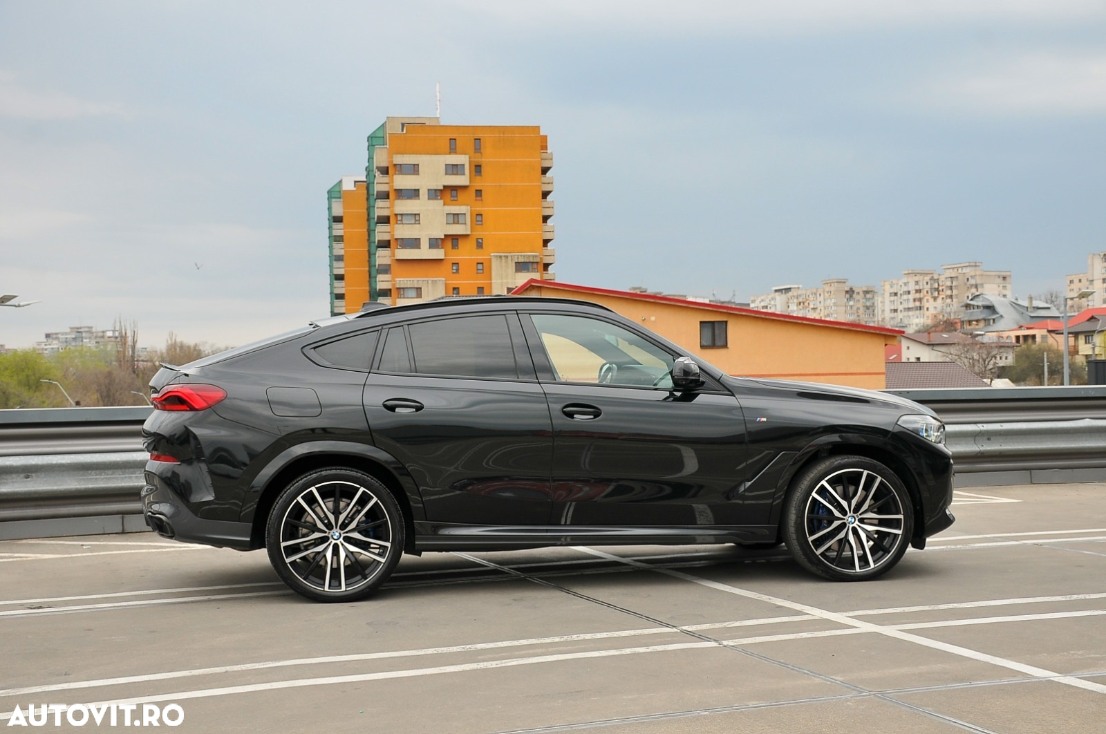 BMW X6 M M50i - 37
