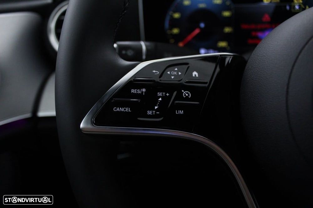 Mercedes-Benz E 300 de Avantgarde - 22