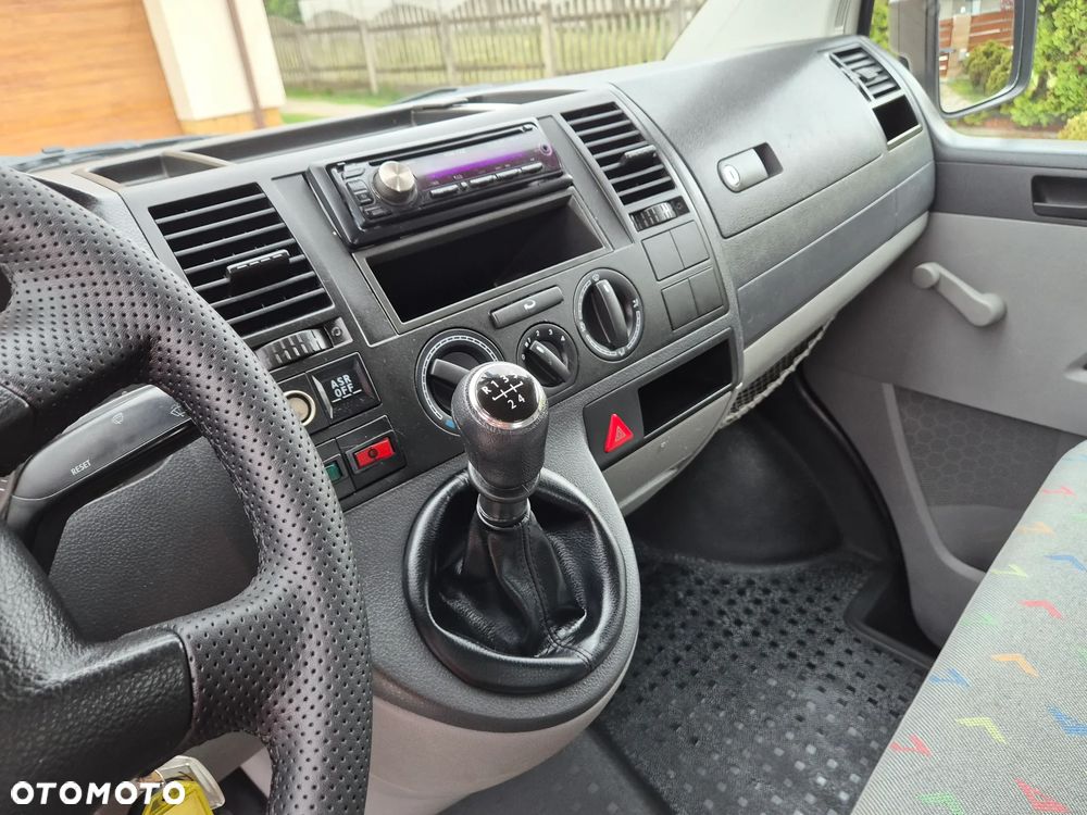 Volkswagen T5 Wywrotka - 29