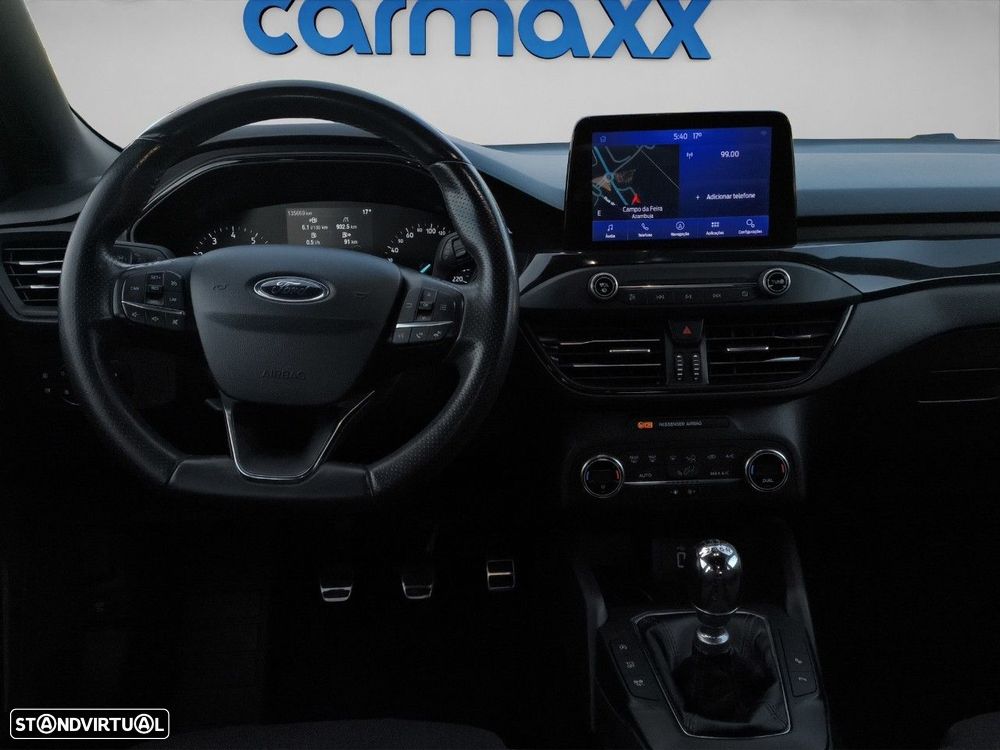Ford Focus 1.0 EcoBoost MHEV ST-Line - 11