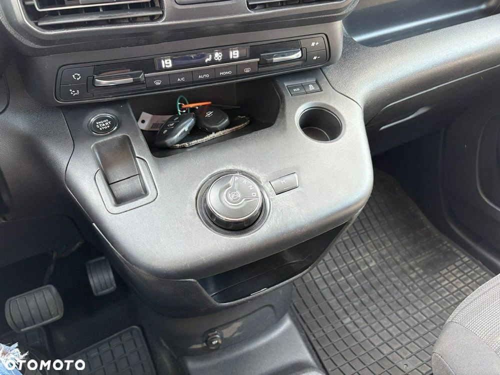 Opel Combo - 26